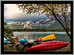 Jezioro, Edith Lake, Kolorowe, Kajaki, Drzewa, Góry, Park Narodowy Jasper, Alberta, Kanada
