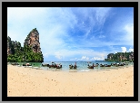 Morze Andamańskie, Plaża Railay Beach, Skały, Prowincja Krabi, Tajlandia, Drzewa, Łódki