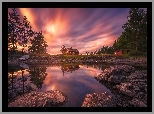Norwegia, Ringerike, Jezioro Vaeleren, Zachód słońca,  Drzewa, Łódka, Dom
