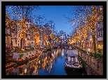Ulica, Domy, Kanał, Łódki, Lampa, Oświetlenie, Amsterdam, Holandia