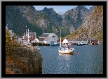 Port, Góry, Statki