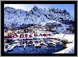 Góry, Lasy, Osada, Domy, Port, Łodzie, Norwegia, Zima