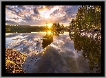 Ringerike, Norwegia, Jezioro, Zachód Słońca, Odbicie, Łódź, Drzewa