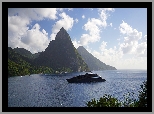 Saint Lucia, Góry, Gros Piton, Skały, Morze Karaibskie, Statek