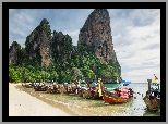 Morze, Plaża, Railay Beach, Skała, Łodzie, Drzewa, Tajlandia