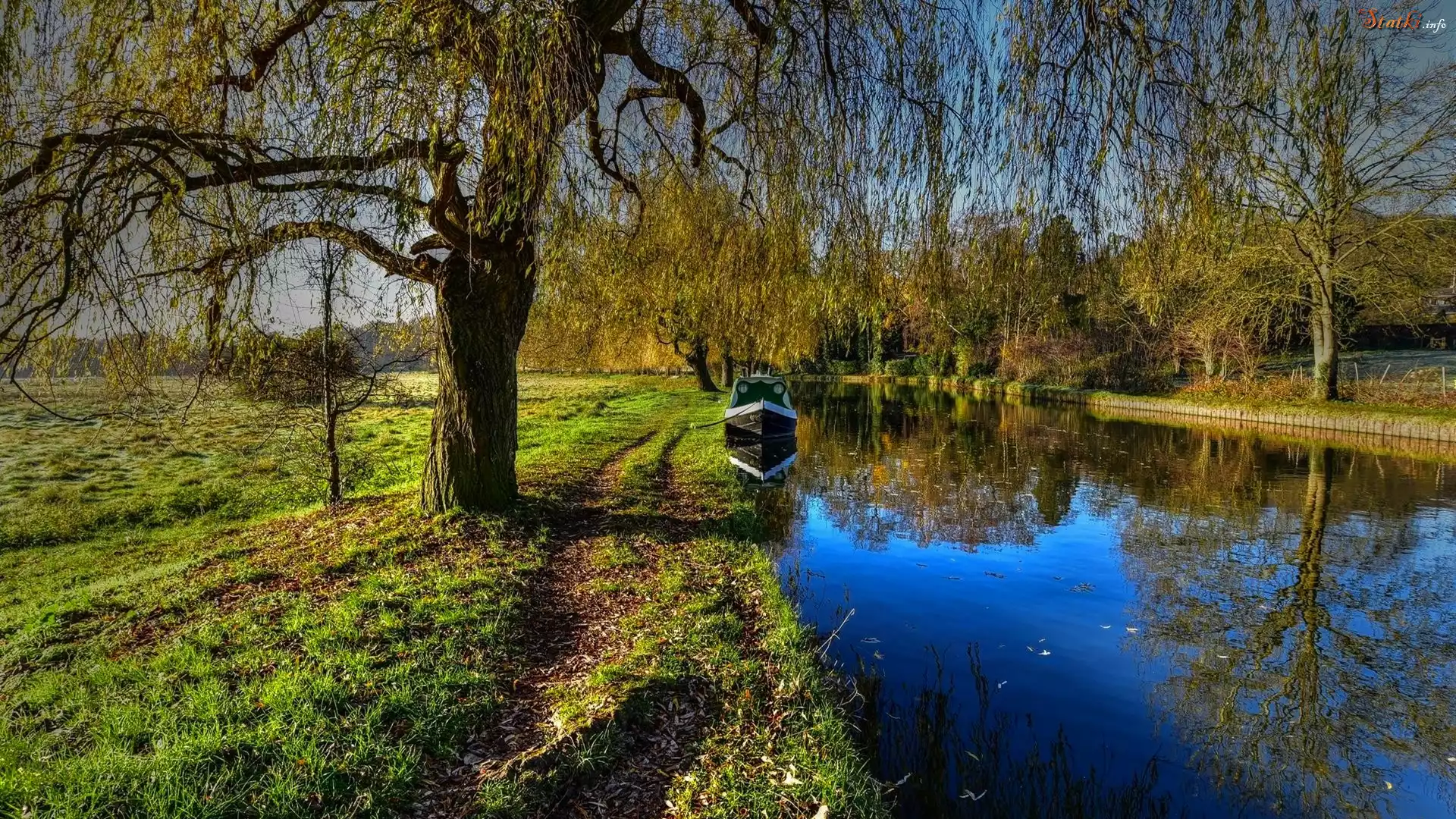 Park, Kanał, Łódka, Drzewa