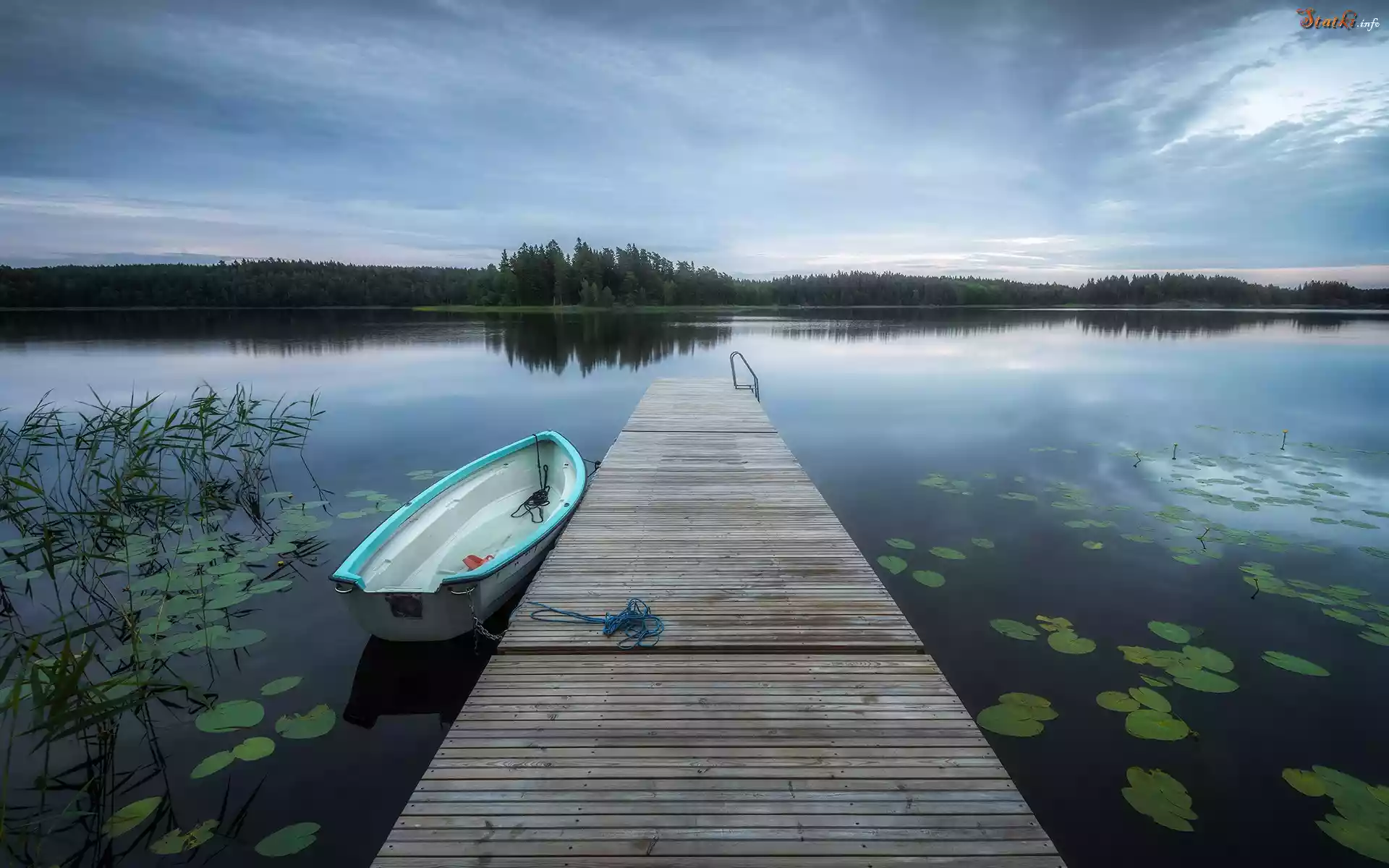 Drewniany, Pomost, Jezioro, Muskan Lake, Łódka, Trawa, Szwecja
