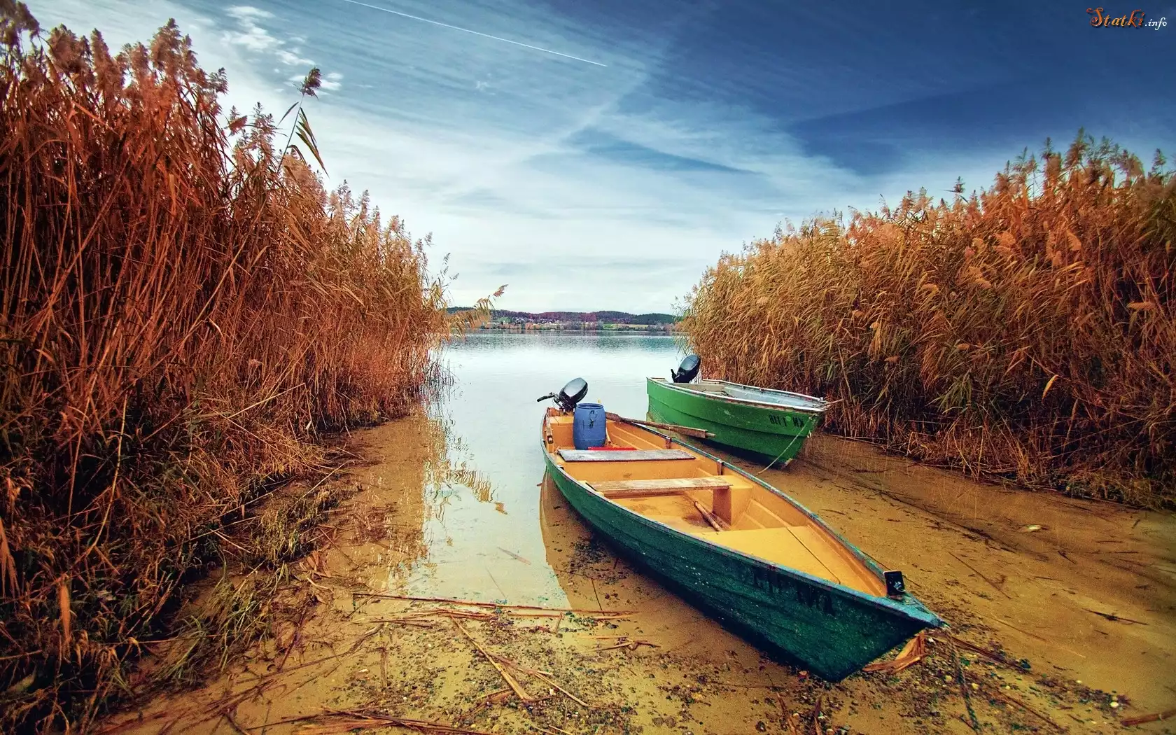 Jezioro, Szuwary, Łódki